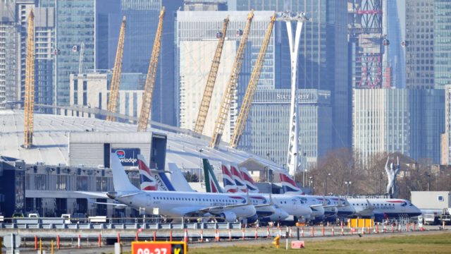 Aeropuerto de la Ciudad de Londres apela decisión que impide aumentar operaciones