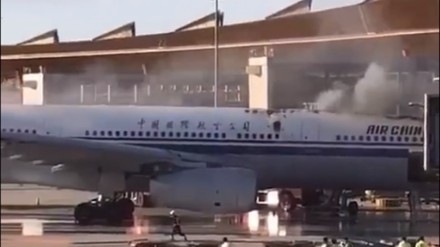 Airbus A330-300 de Air China presenta fuego en plataforma