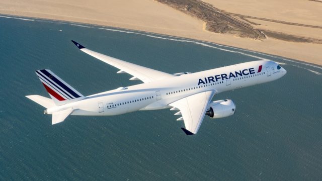 Air France retrasa entregas de equipos A350 como parte de su estrategia de costos