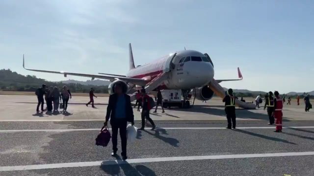 A320 de AirAsia es evacuado