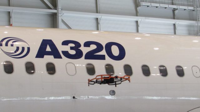 Airbus presenta inspección visual de aeronaves con drones
