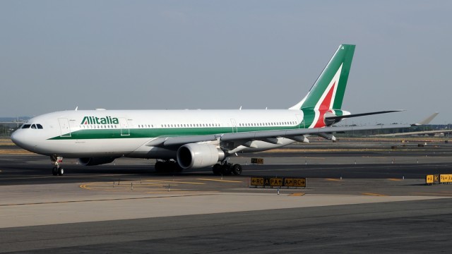 Alitalia firma Memorandum de Entendimiento con el gobierno de México para vuelo Roma-México