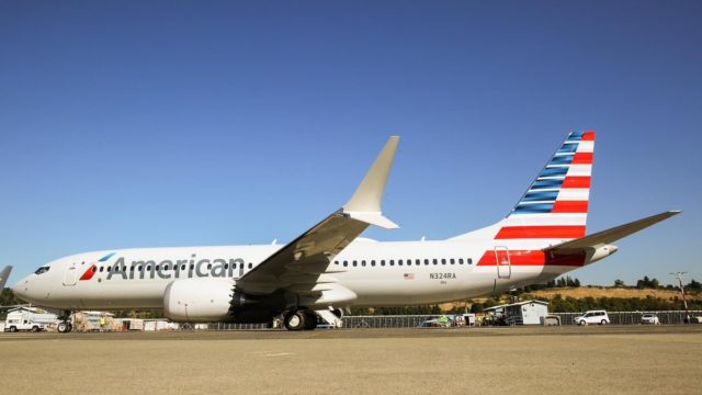American Airlines realiza el primer vuelo del Boeing 737 MAX con medios de comunicación a bordo