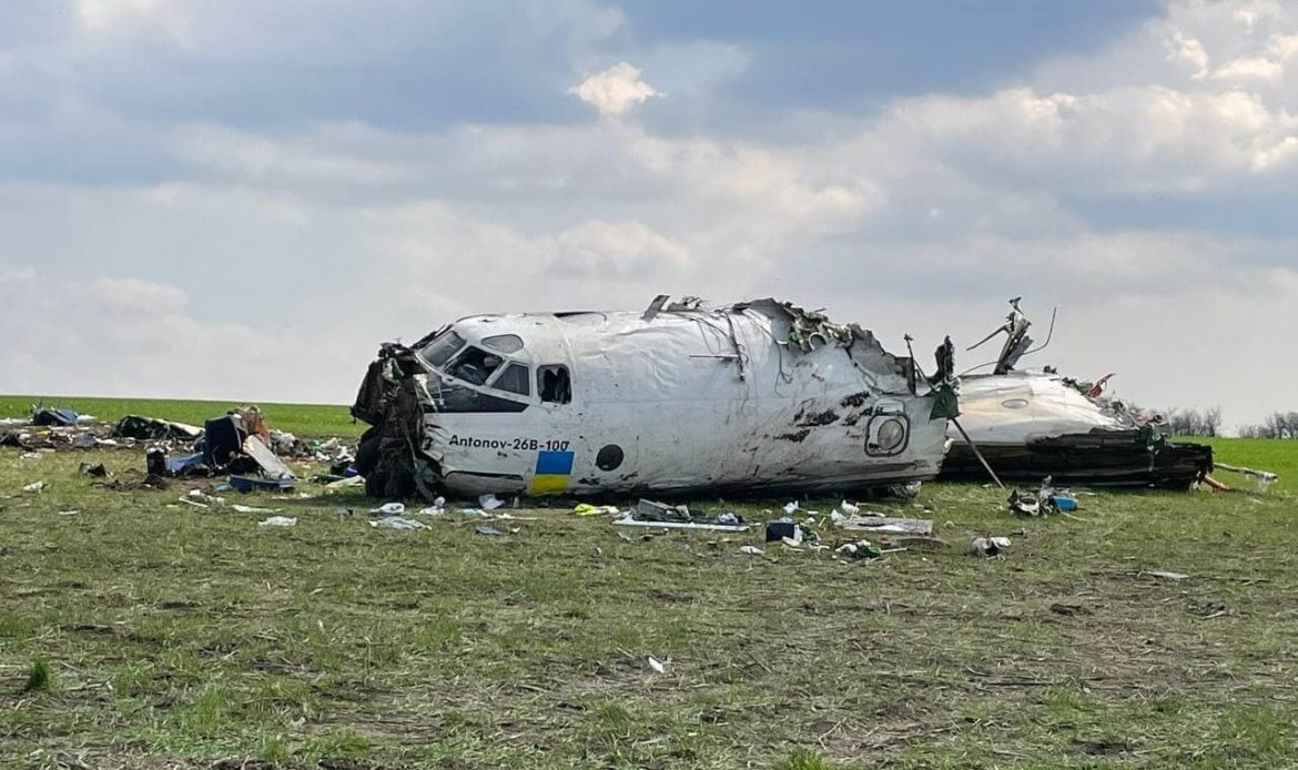 Antonov An-26 se estrella cerca de Zaporizhia, Ucrania