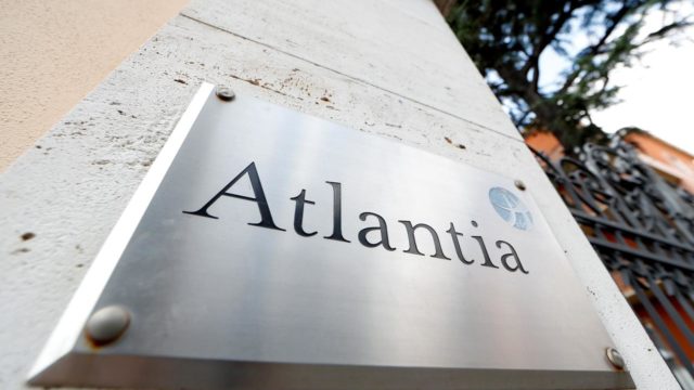 Atlantia detiene su participación en el proceso de inversión en Alitalia