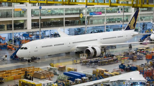 Boeing presenta el primer 787-10 para Singapore Airlines
