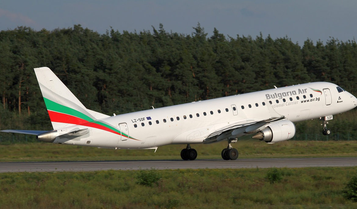 Bulgaria Air facilita transporte de mascotas a refugiados ucranianos