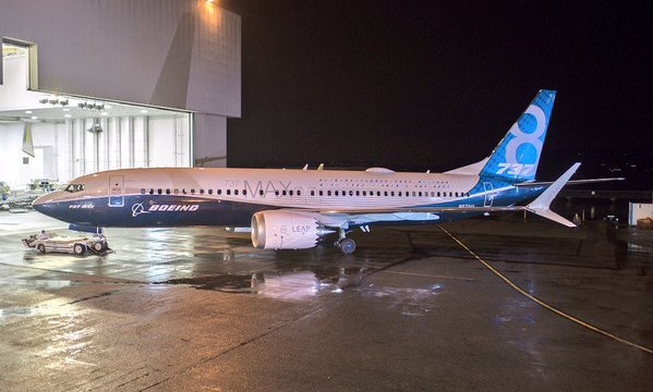 Boeing presenta el 737 MAX