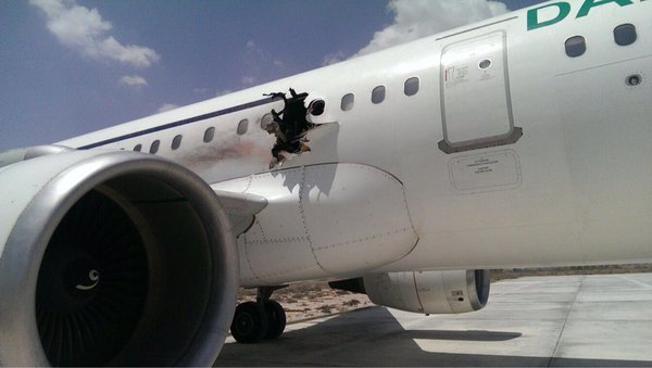 Suicida pudo haber causado explosión en A321 de Daallo Airlines