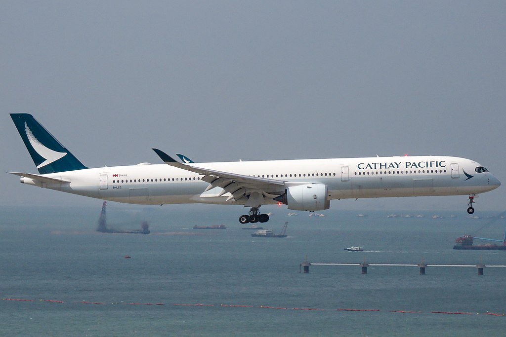 Cathay Pacific continúa con fuerte demanda de pasajeros