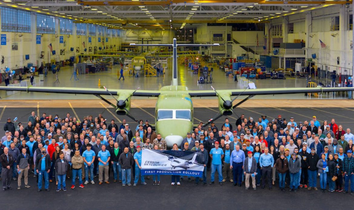 Lanza Textron Aviation el primer Cessna 408 SkyCourier para FedEx