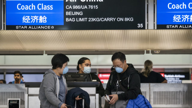 China impone nuevas reglas de viaje con cuarentena de 14 días antes de la salida