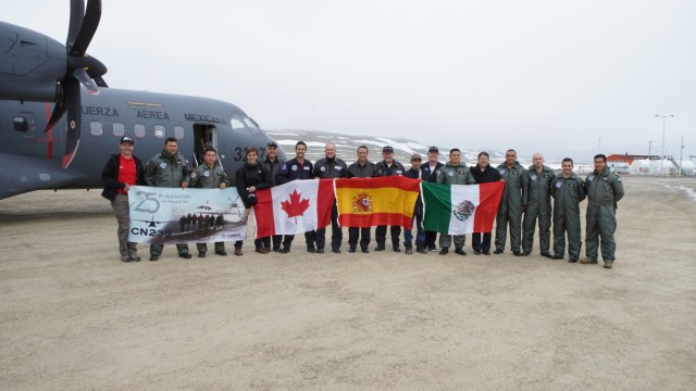 Fuerza Aérea Mexicana realiza histórico aterrizaje en el Polo Norte