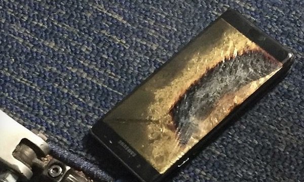 Vuelo de Southwest evacuado por humo saliendo de un Samsung Note 7