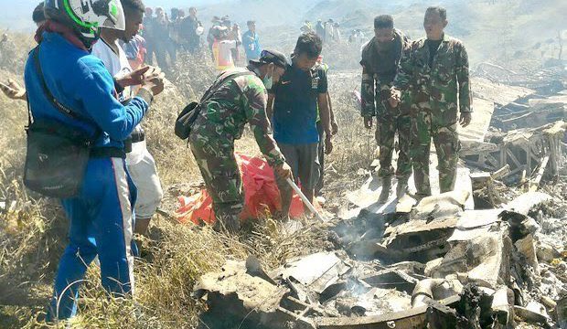 Se estrella C-130 Hercules en Indonesia