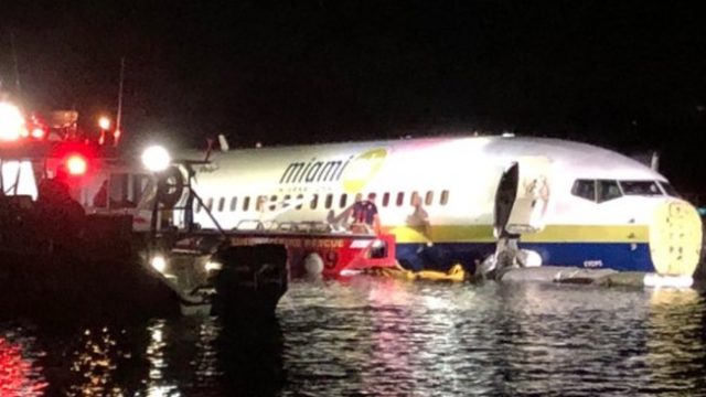 Sufre excursión de pista Boeing 737 en Jacksonville