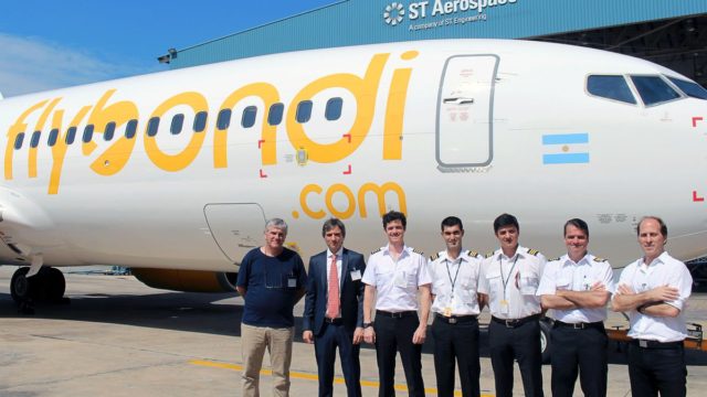 FlyBondi recibe su primer Boeing 737