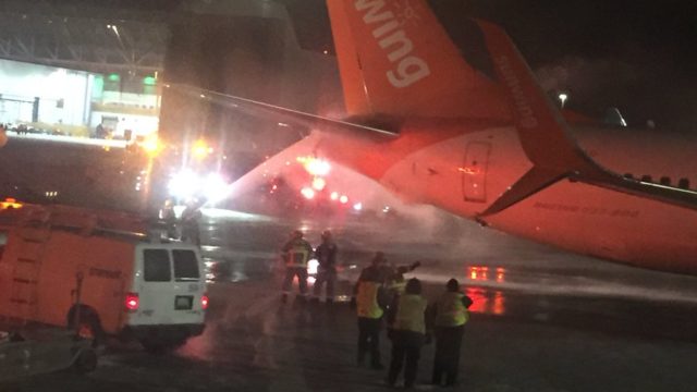Se incendia 737 de Sunwing en Toronto tras golpear avión de Westjet