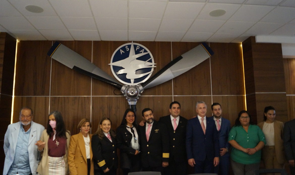 ASPA de México y Skymates entregan la primera beca de aviación en el país