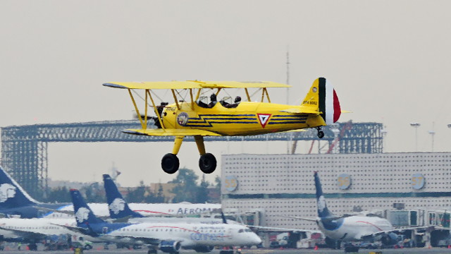 Se cumplen 98 años del primer correo aéreo en México