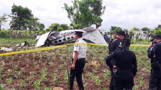 Se accidenta avión con operación ilegal en Quetzaltenango, Guatemala