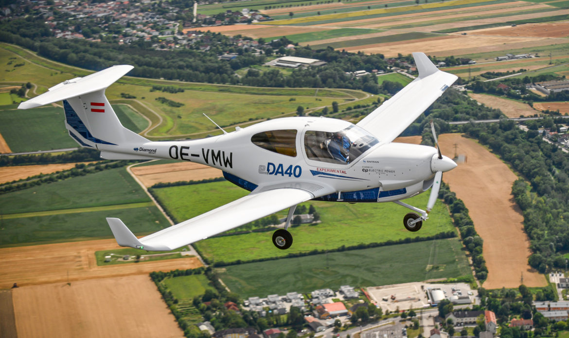 Diamond Aircraft realiza primer vuelo de su avión eléctrico
