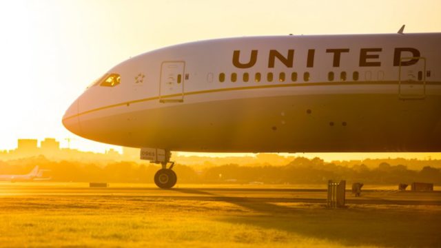 United anuncia primeros vuelos del 787-10