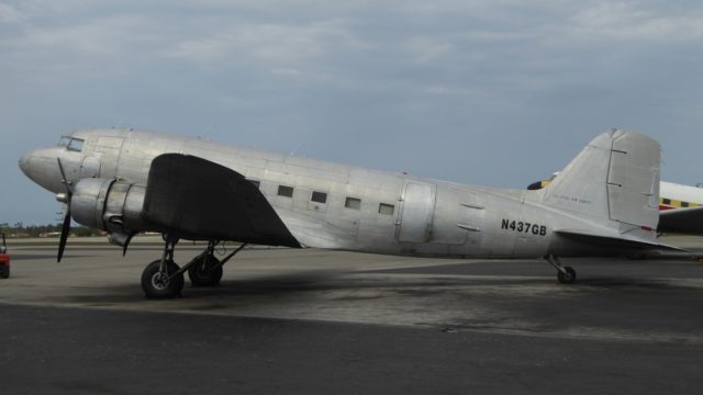 Cae en las costas de Bahamas un DC-3C de Atlantic Air Cargo