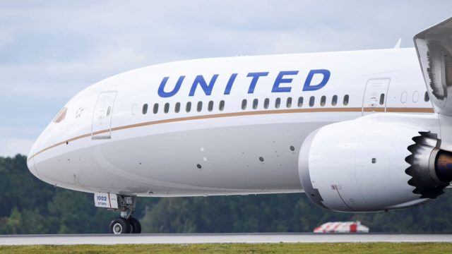 United anuncia primeros vuelos internacionales de 787-10