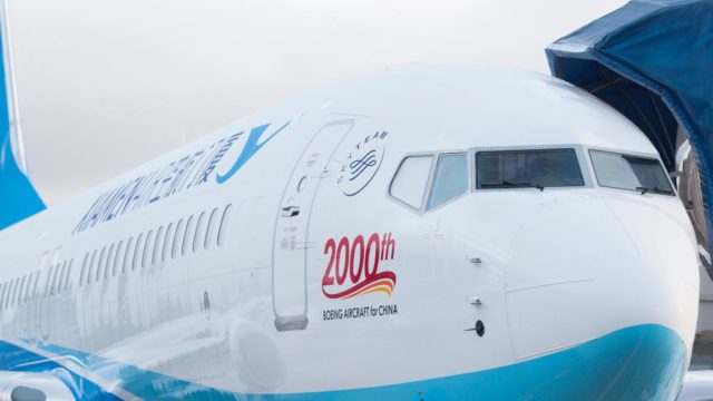 Boeing entrega avión 2,000 en China