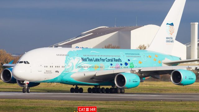 HiFly configuró la cabina de su A380 para aumentar capacidad de carga.