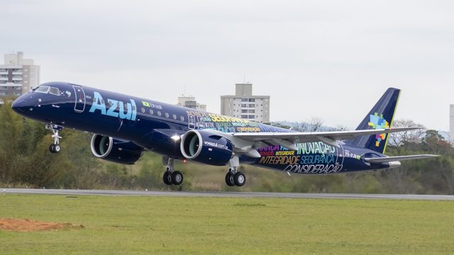 Azul Linhas Aéreas aplaza la entrega de 59 Embraer E2
