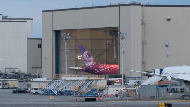 Boeing presenta livery “Dreams Take Flight”
