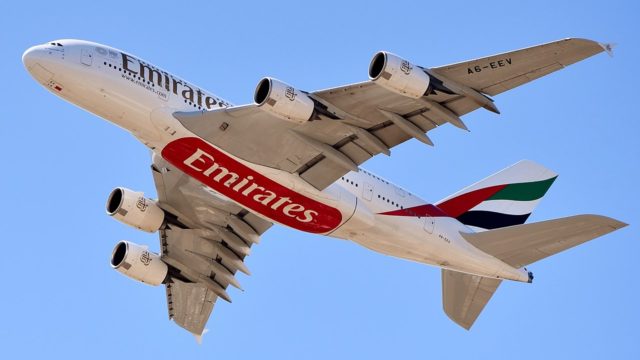 Emirates comienza a utilizar SAF en Singapur