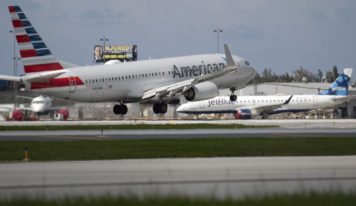 Vuelos en Estados Unidos regresan a la normalidad tras cierre gubernamental