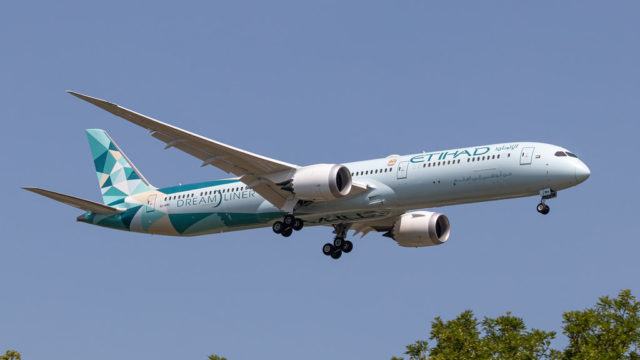 Etihad Airways se convierte en la primera aerolínea del Golfo Pérsico en operar un vuelo comercial a Israel