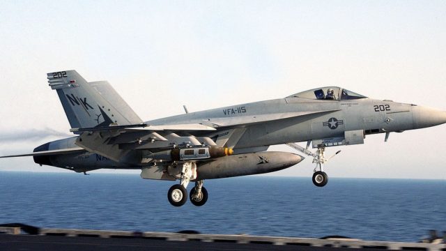Boeing entrega el último Super Hornet Block II F/A-18E/F a la Marina de los Estados Unidos