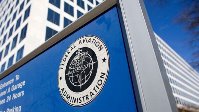 La FAA amplía la zona de exclusión aérea para incluir Ucrania, Bielorrusia y partes de Rusia