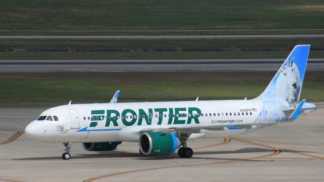 Frontier Airlines reiniciará procesos de contratación de pilotos