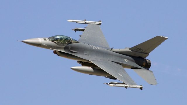 Se estrella F-16C en base militar de Nuevo México