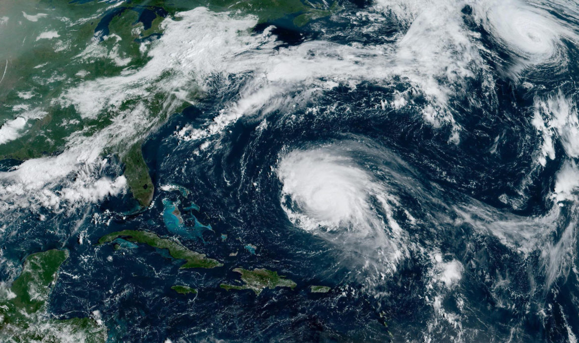 NASA lanza dos satélites pequeños para estudio de ciclones tropicales