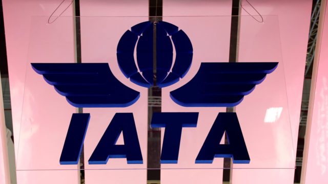 IATA en desacuerdo con medidas a viajeros internacionales en Reino Unido y España
