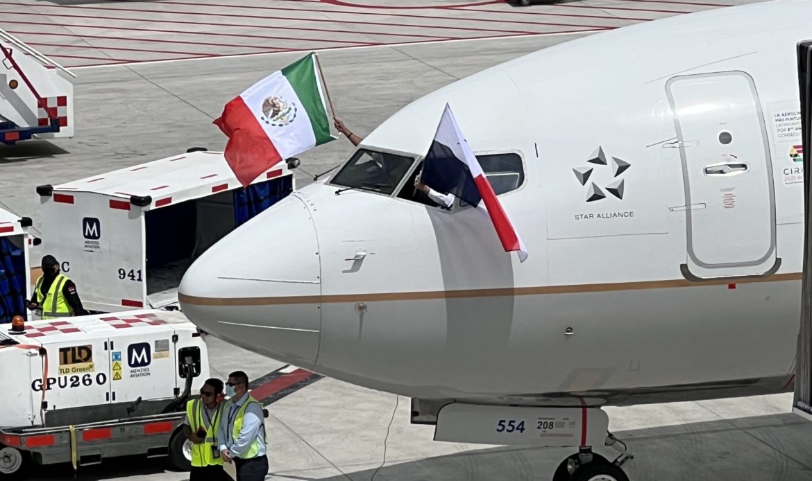 Inaugura Copa Airlines ruta entre Panamá y el AIFA