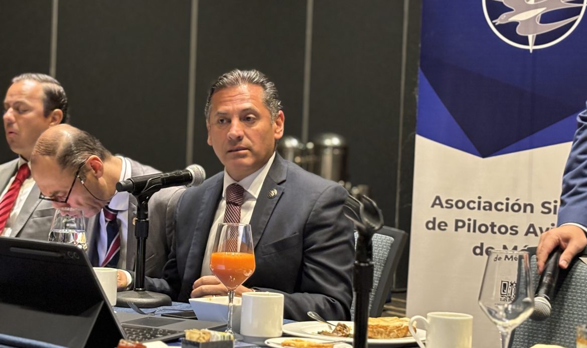 ASPA de México advierte sobre situación laboral que enfrentan pilotos nacionales
