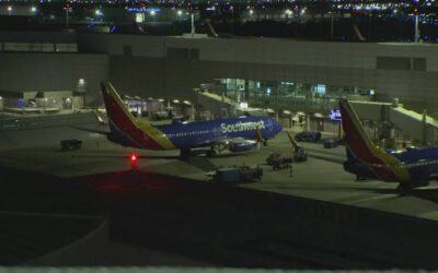 Boeing 737 de Southwest Airlines recibe impacto de bala