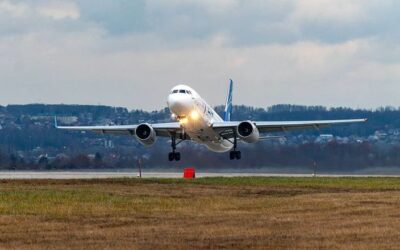 Tu-214 con componentes rusos realiza su primer vuelo de prueba