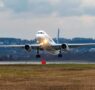 Tu-214 con componentes rusos realiza su primer vuelo de prueba