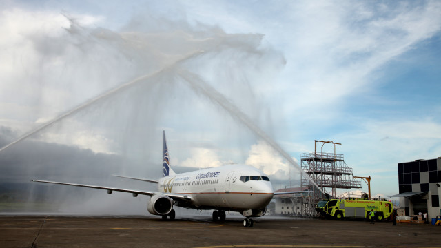 Copa Airlines recibe su avión número 100