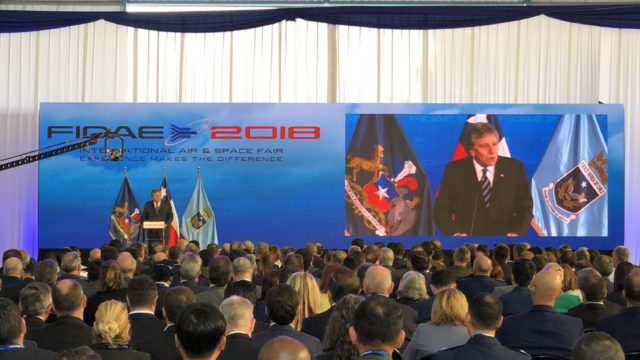 Ministro de Defensa de Chile inaugura oficialmente FIDAE 2018.