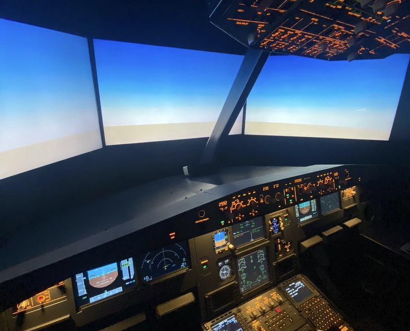 Simuladores de vuelo para pilotos profesionales: ¿por qué son importantes?